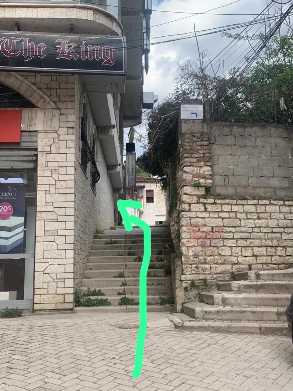 Flat In Berat'S Center Apartment Exterior photo