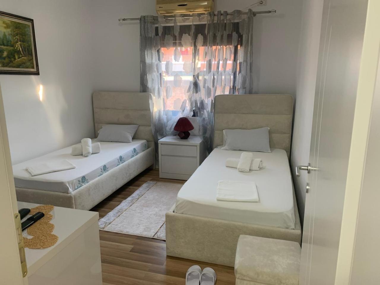 Flat In Berat'S Center Apartment Exterior photo